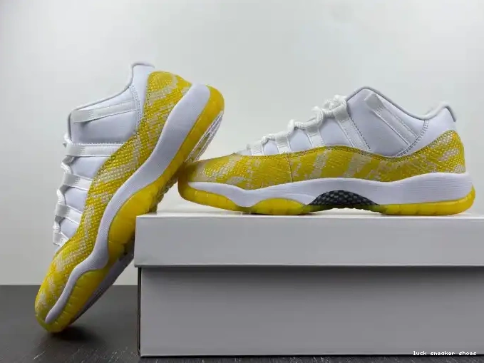 Rep LUCY Air WMNS AH7860-107 Snakeskin Low Jordan Yellow 11 0413